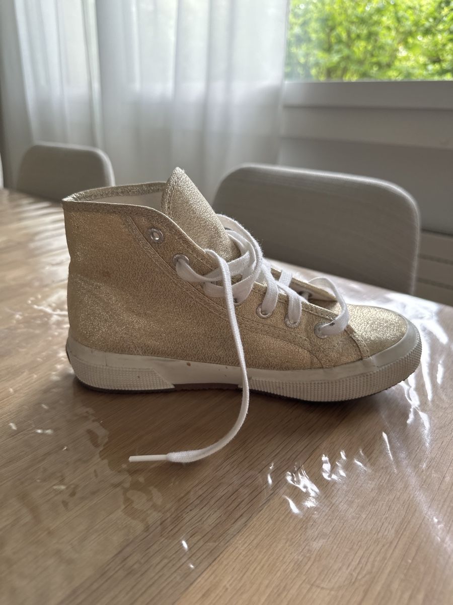 Scarpe da donna: Superga Schuhe gold – Usato da Bülach venduto da cel_7q6j 1