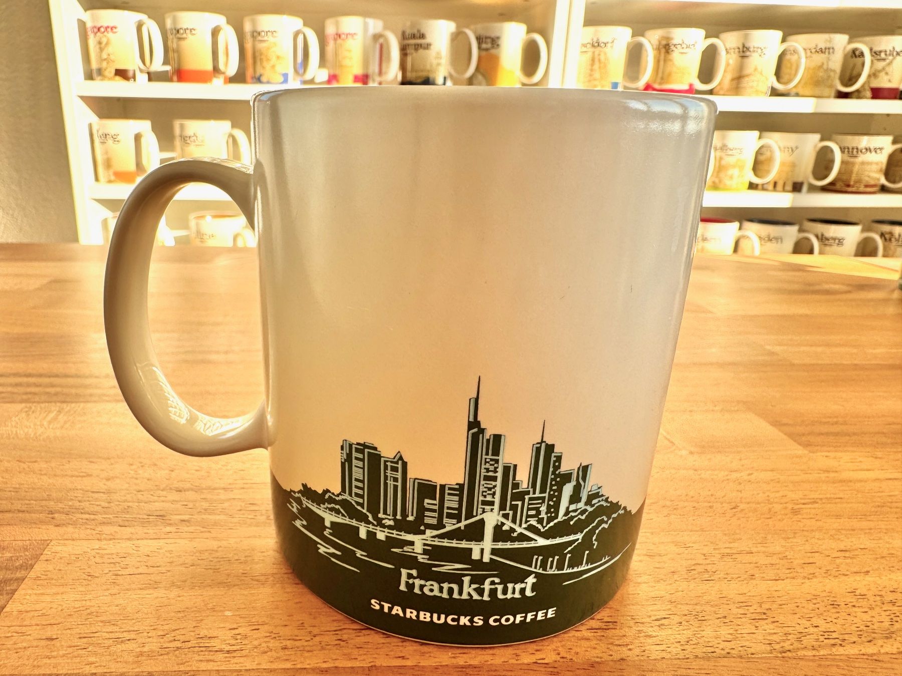 Starbucks Tassen: Starbucks-Tasse Icon, Frankfurt – Neu (gemäss Beschreibung) aus Höri von SebastianRe 3