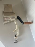 Vintage handbetriebene Mühle
