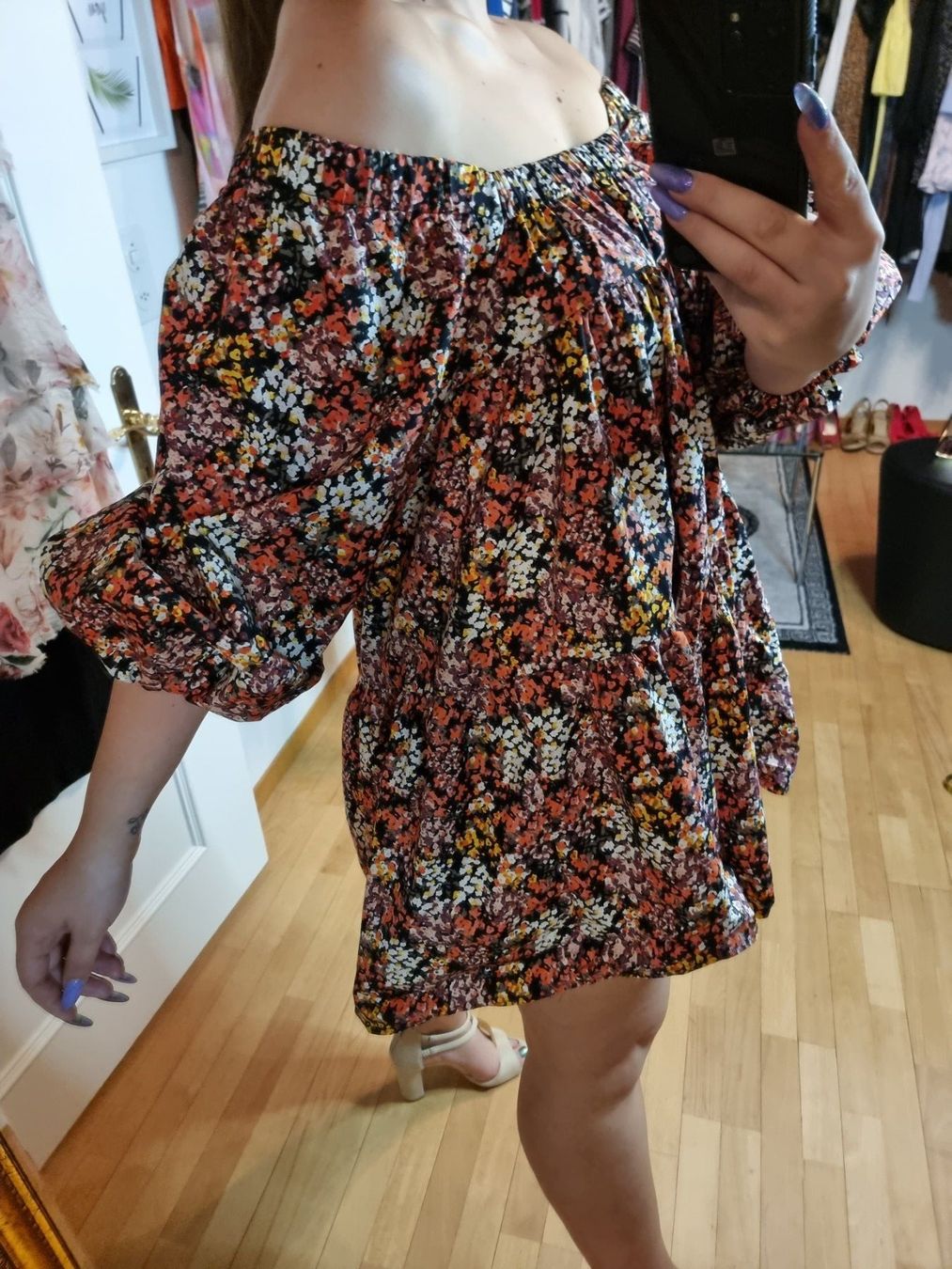 Tuniche: 🌺Tunika Größe 40/L🌺 – Usato da Wald ZH venduto da CapLux 4