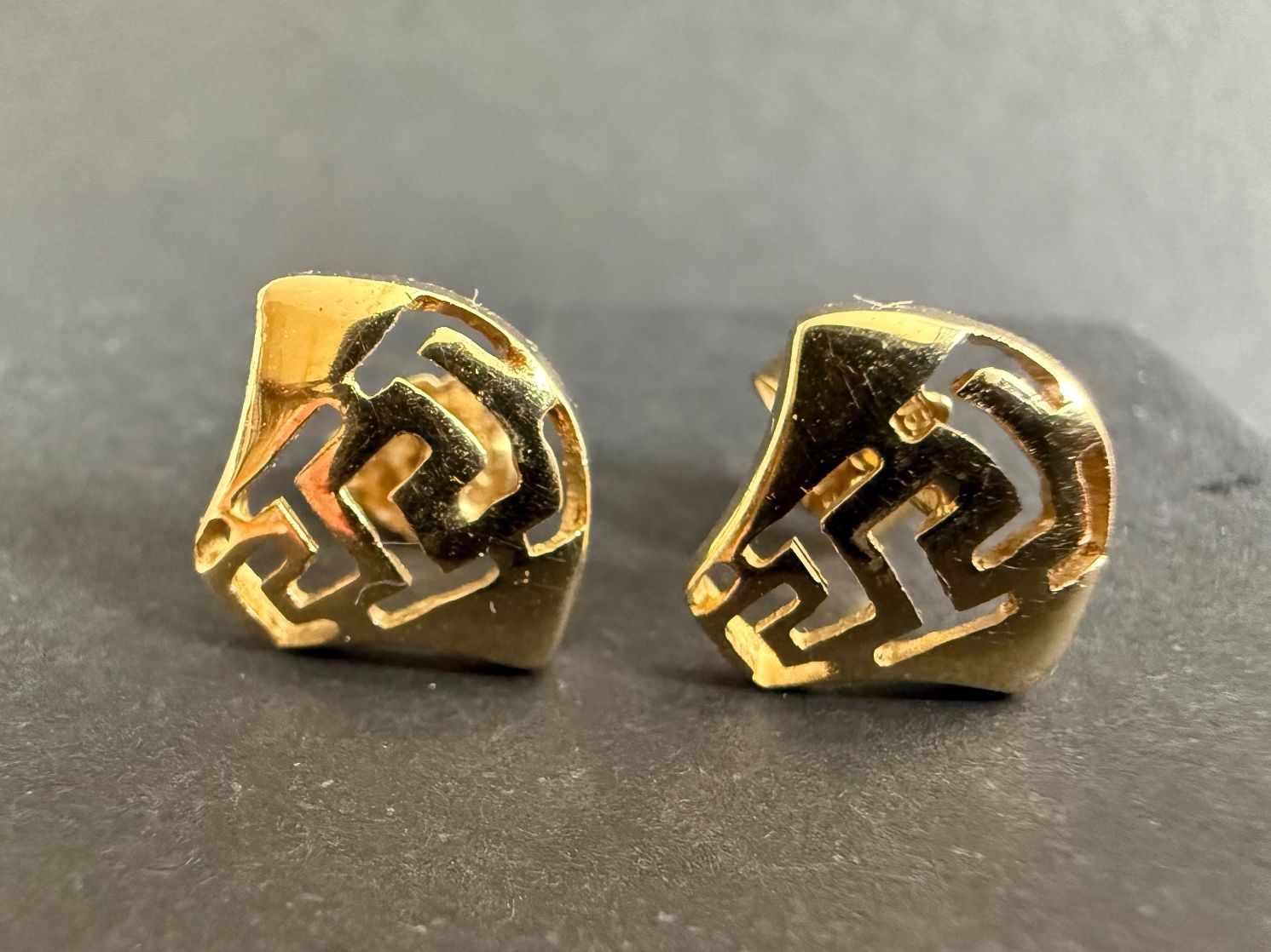 Orecchini pendenti & Orecchini a lobo: Gelbgold Ohrstecker 750, 18K – Usato da Spiegel b. Bern venduto da Rogger72