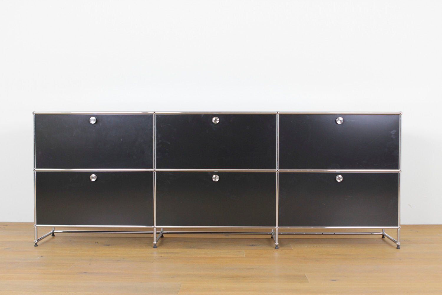 USM Scaffali: USM Haller Sideboard in Graphitschwarz #1177 – Usato da Affoltern am Albis venduto da ModulaireAG