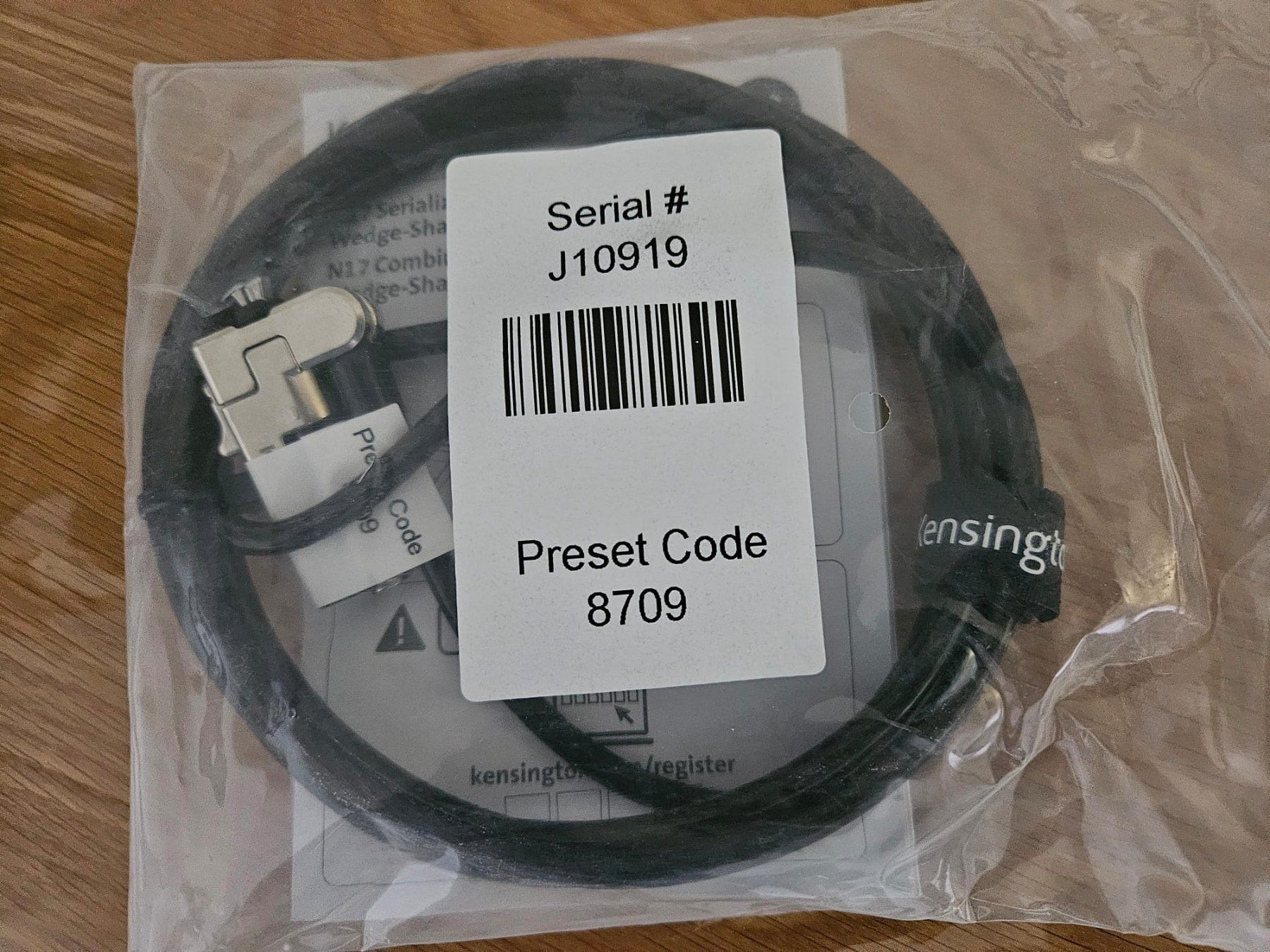 Notebook: Kensington Lock N17 Serialized Combination Cable Lock – Nuovo e nell'imballaggio originale da Liestal venduto da Ciminiera 1