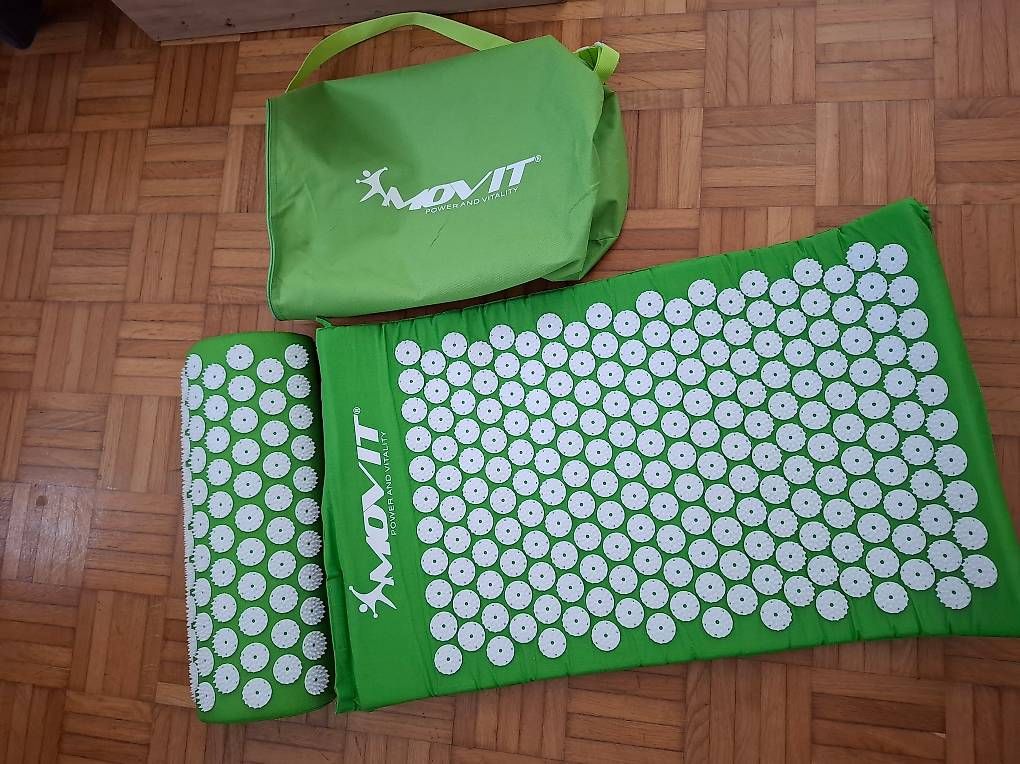 Tappetini fitness: Akkupressurmatte mit Kissen – Usato da Winterthur venduto da erl_6kk7