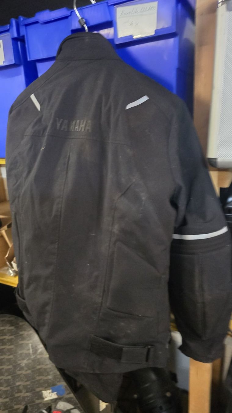 IXS Completi & Tailleur: IXS Damen Motorradkombi – Usato da Aesch BL venduto da isc_85jd 1