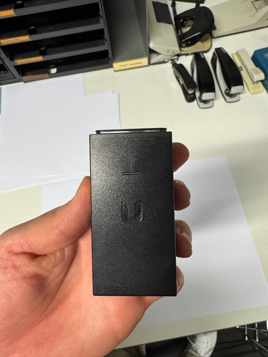 Componenti elettronici: Unifi PoE Injektor – Usato da Frauenfeld venduto da cinque 1