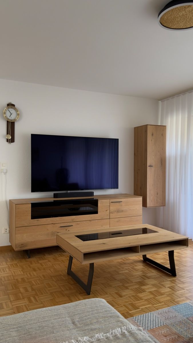 Mobili TV: VALNATURA - Sideboard, Wohnzimmer Tisch & Hängeelement – Nuovo (secondo la descrizione) da Rapperswil SG venduto da Loni189