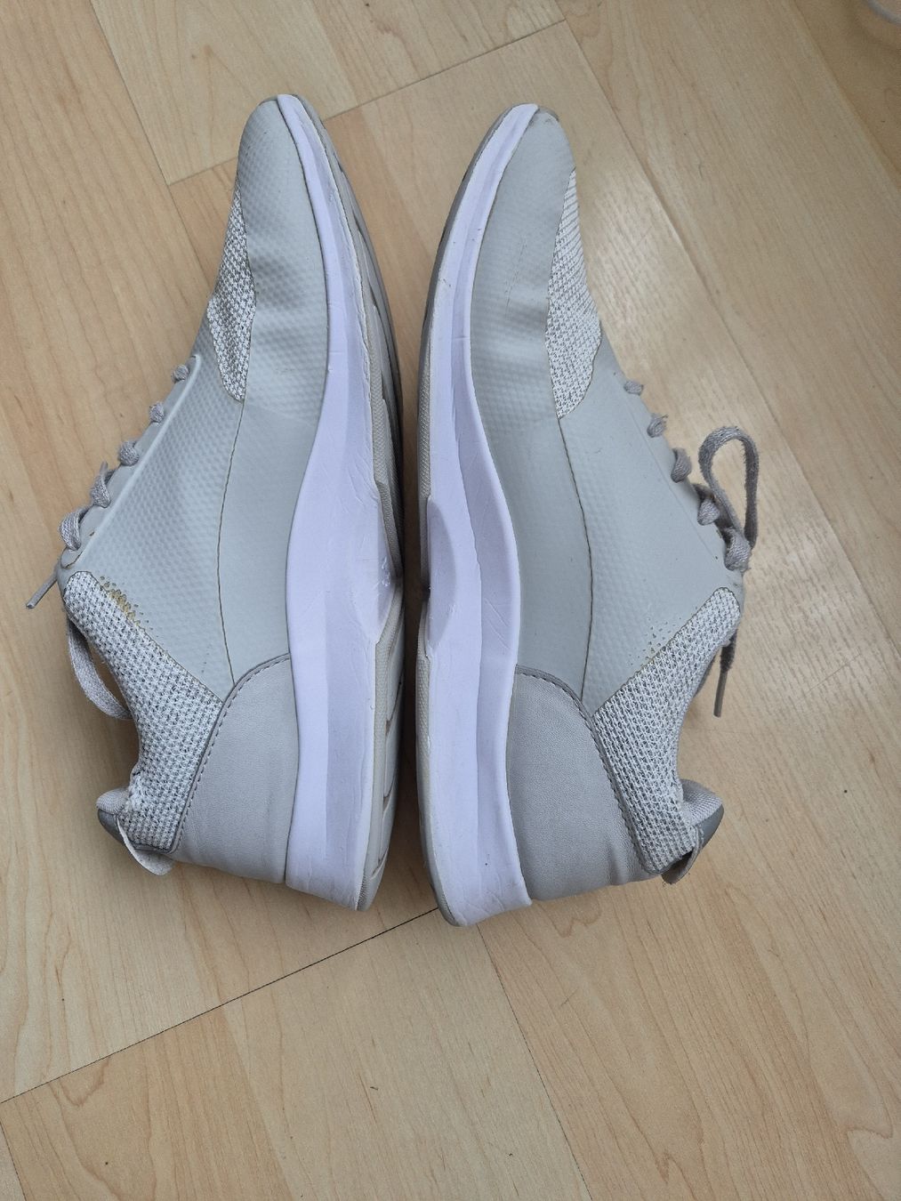 Lacoste Scarpe da donna: Lacoste Sneaker Gr.40.5 – Usato da Rotkreuz venduto da tat_8zds 4