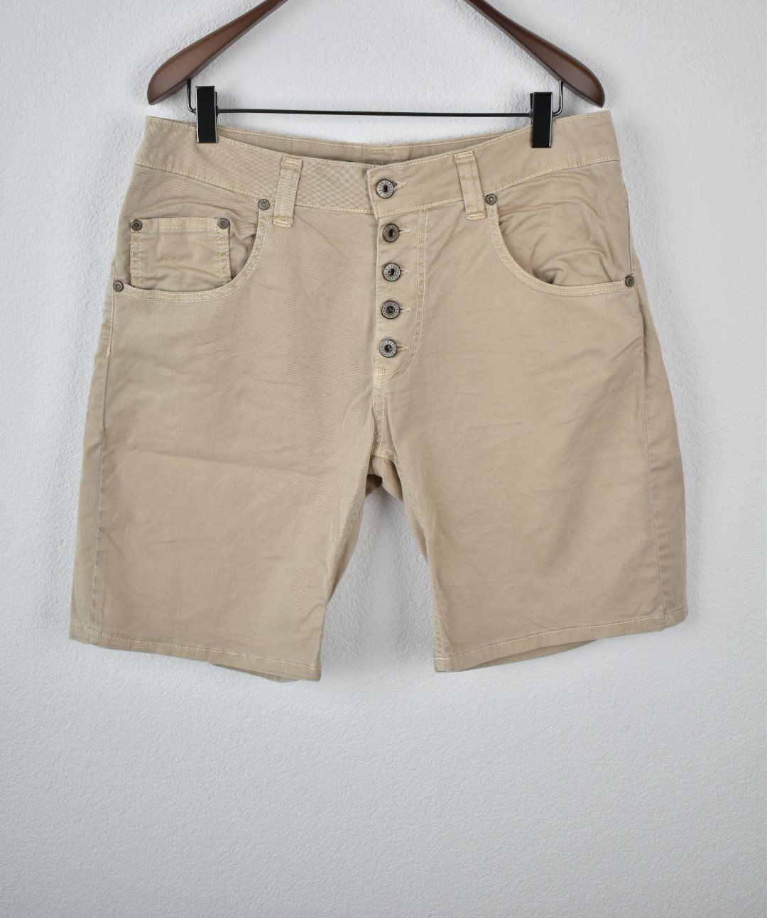 Please Jeans Pantaloni: Please Shorts Gr.L – Nuovo (secondo la descrizione) da Nürensdorf venduto da 2ND_STORY