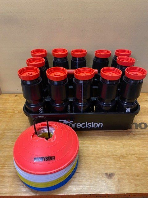 Lotti & Set di vestiti: Set Derby/Precision Trainings Leibchen & Hütchen – Usato da Wil ZH venduto da Mischis-Angebote 2