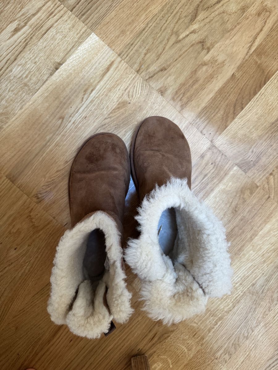 Ugg Damenschuhe: UGG neuve – Neu (gemäss Beschreibung) aus Morges von alice.marie 3