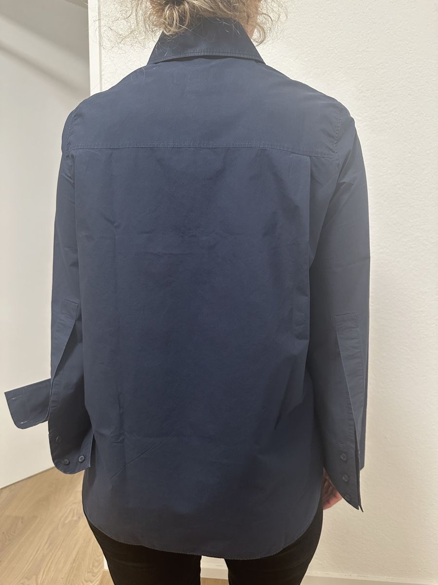 Cos Camicette: Dunkelblaues COS Hemd Grösse 34 / XS – Nuovo (secondo la descrizione) da Glattbrugg venduto da SMusic98 2