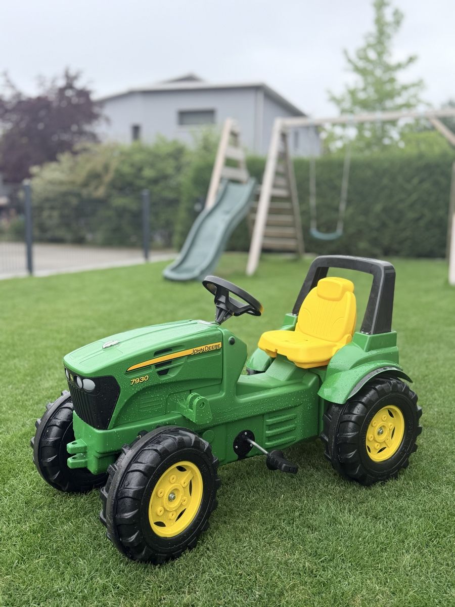 John Deere Veicoli per bambini: Kinder Tret-Traktor John Deere – Usato da Utzenstorf venduto da Scratchy18