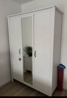 Kleiderschrank weiss 3-tuerig mit Spiegel guter Zustand