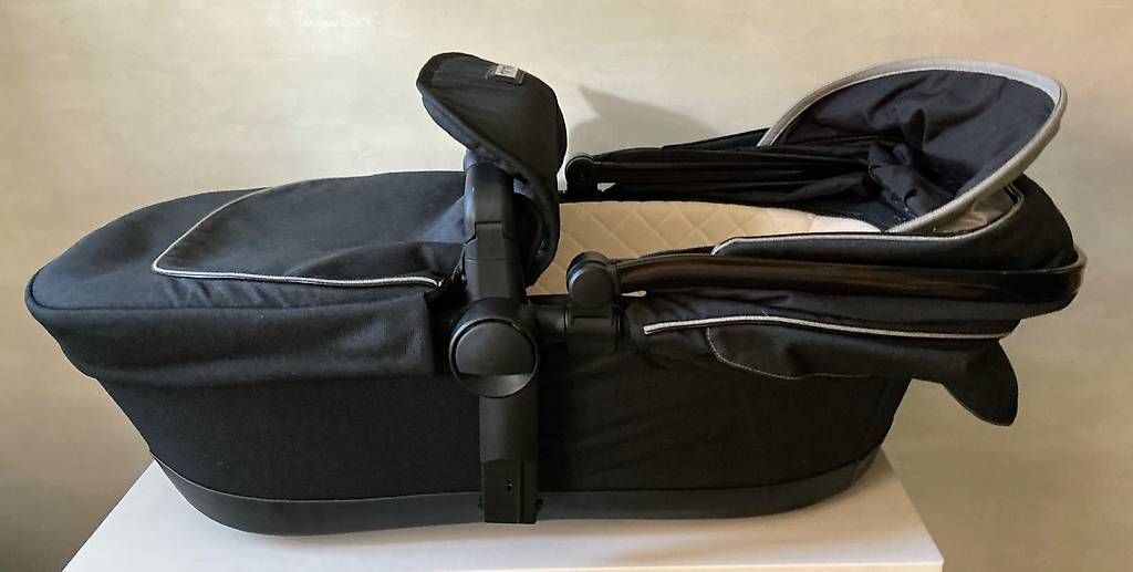 Kinderwagen: Nacelle SILVER CROSS  – Gebraucht aus Troinex von nin_kv6x