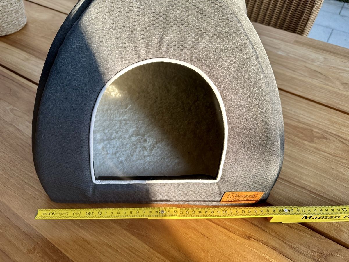 Liege- & Schlafplätze: Cabane pour chat accessoire  – Gebraucht aus Münchenwiler von yae_c9tr 3