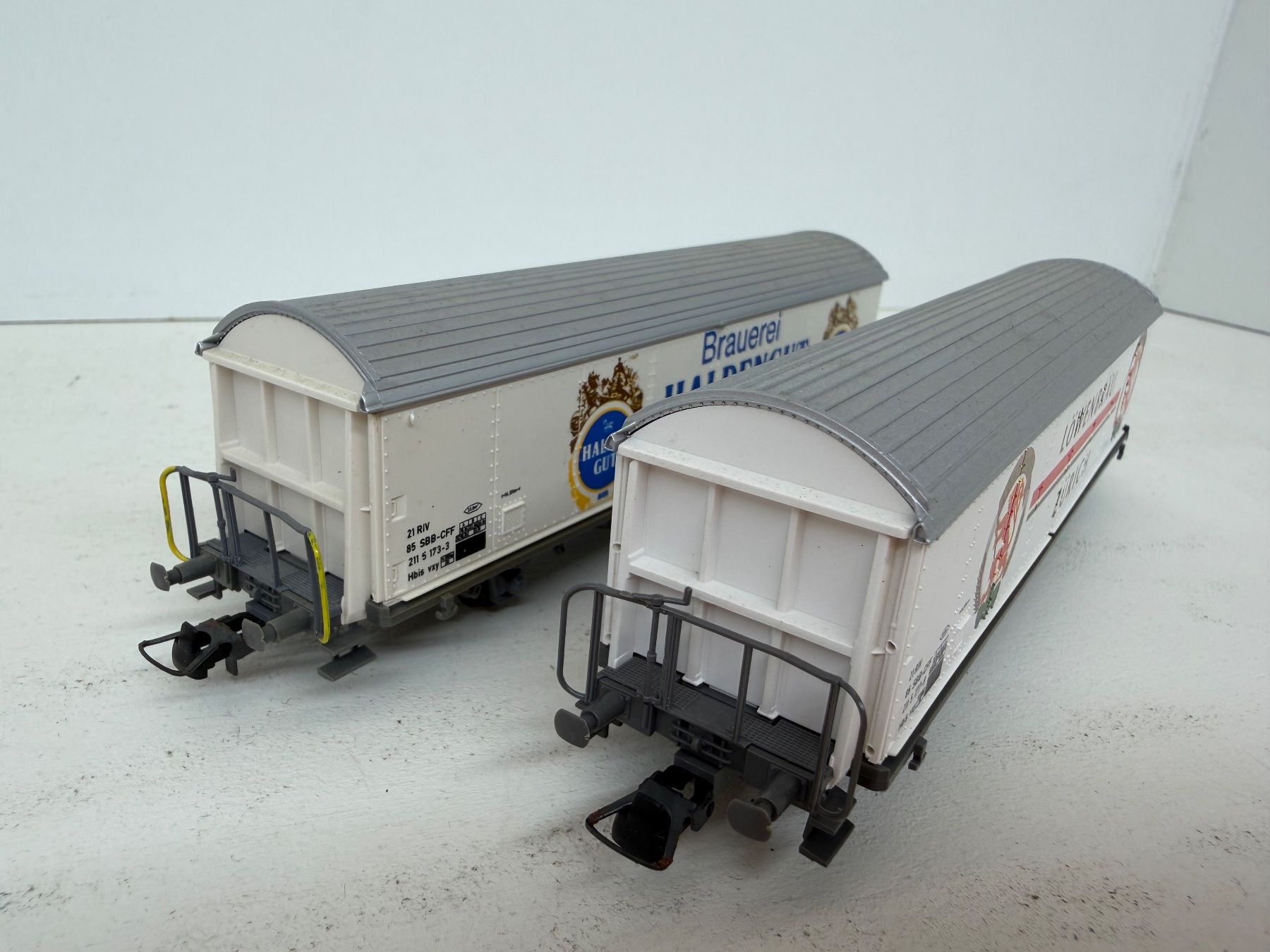 Roco Modellini di ferrovie: Roco 46170 + 4042 Güterwagen / SBB / Schiebewandwagen – Usato da Büsserach venduto da ModellbahnDepot 3