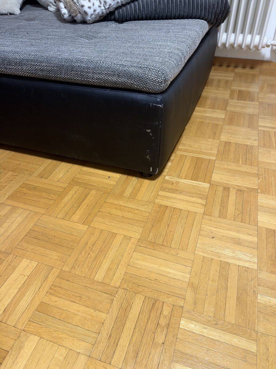 Sofas: Grosses Ecksofa / Wohnlandschaft Schwarz-Grau  – Gebraucht aus Heerbrugg von verkaufat 2