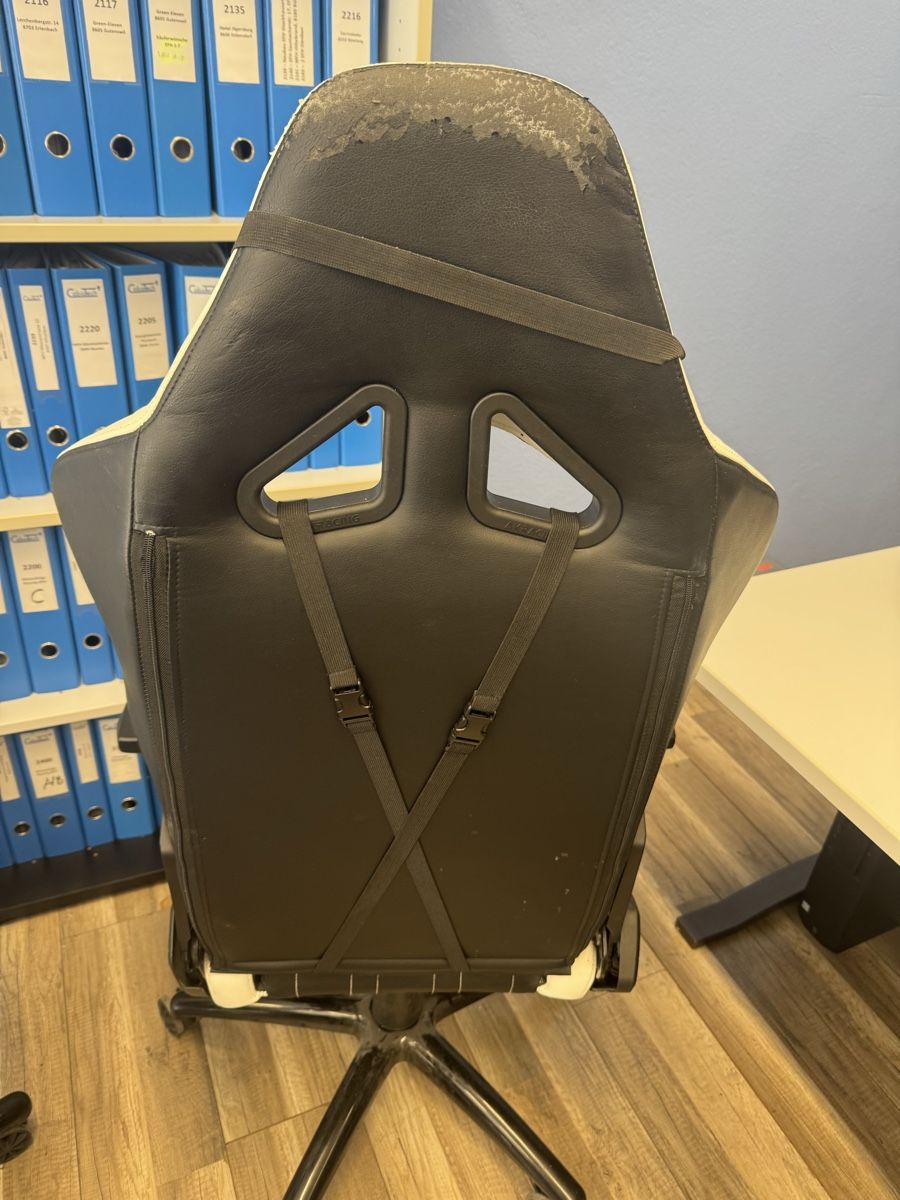 Sedie: 4x AKRacing Gaming-/Bürostühle – Usato da Steinmaur venduto da Florianpoke 5