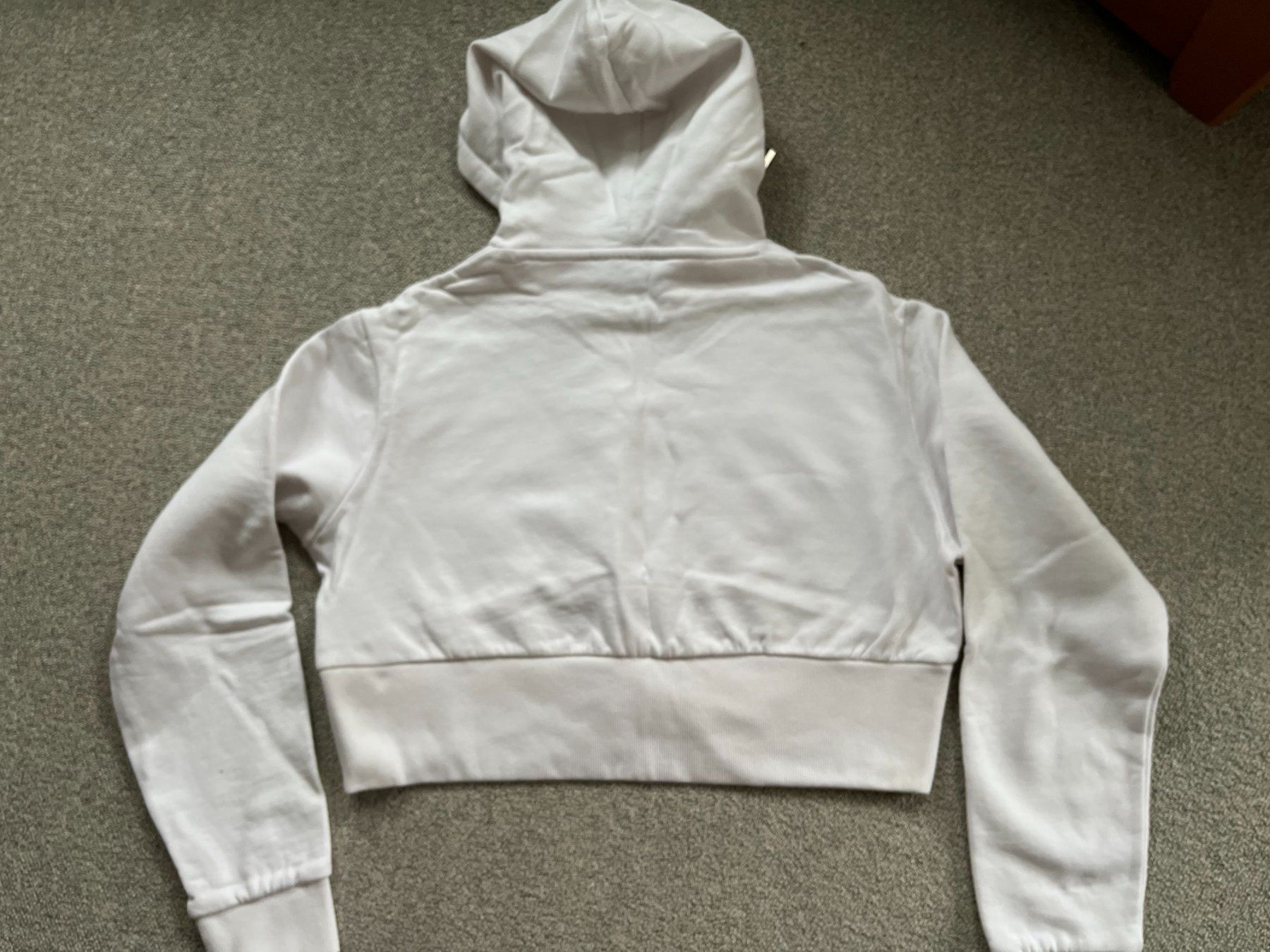 Pulls & Sweat-shirts: Kurze Kapuzenpullover Gr L – Neuf (Voir description) à Rekingen AG par Barmaleus 3