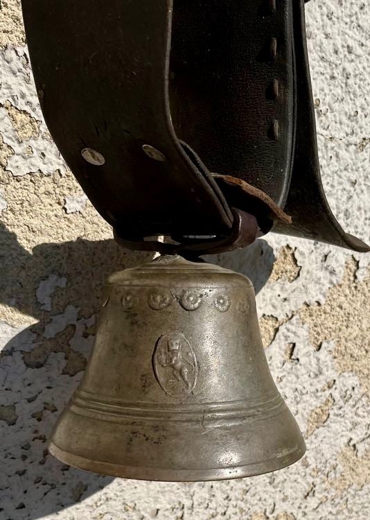 Campanacci mucche: Kuhglocke Stauffer Burgdorf – Usato da Kandergrund venduto da honey-art_and_more 4