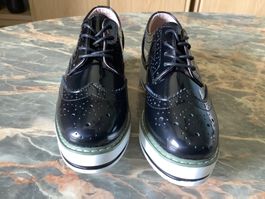 Chaussures vernies - Noire - Pointure 38 - NEUVES