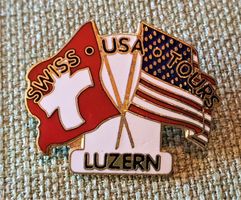 H941B - Pin Swiss USA Tours Luzern