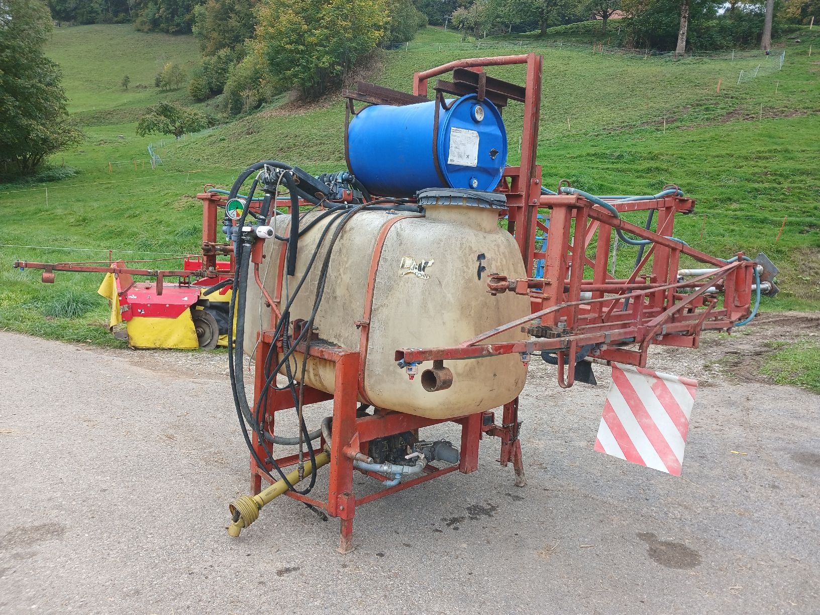 Alle Maschinen: Feldspritze 800 Liter – Defekt aus Krinau von P.grob 1
