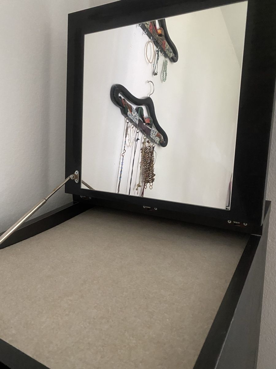 Ikea Truhen: Malm chest drawers with mirror  – Gebraucht aus Dietikon von Tdaf33