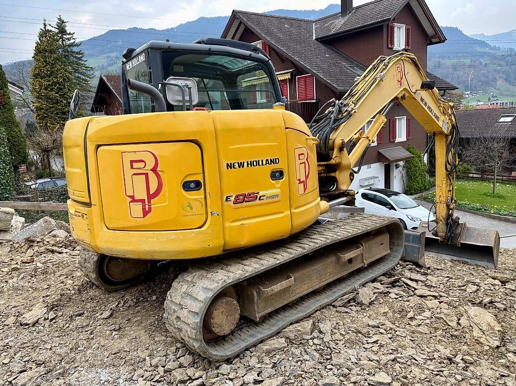 Bagger: Bagger New Holland E85 CMRS – Gebraucht aus Wilen (Sarnen) von Ioli84 2