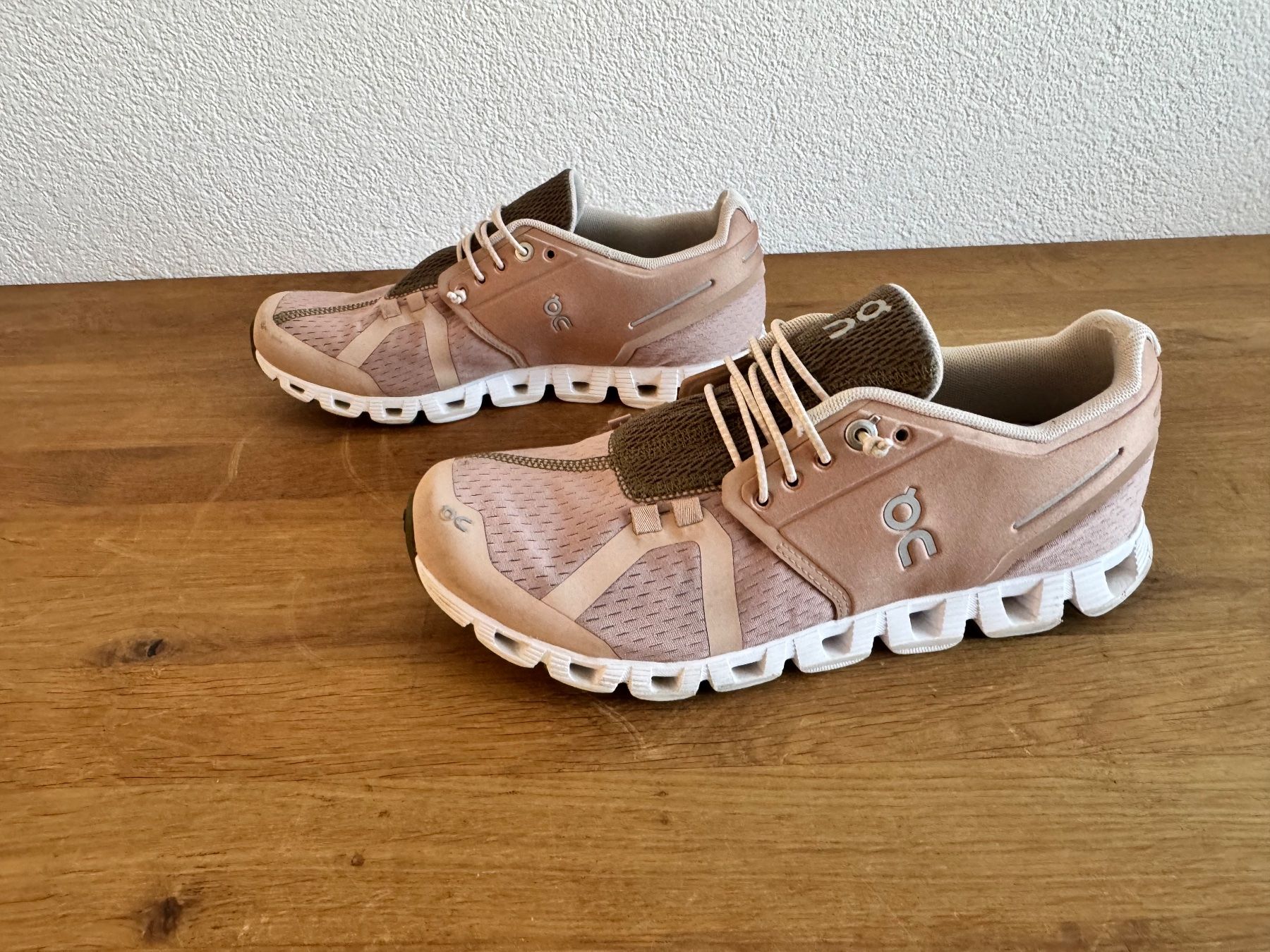On Damenschuhe: On Schuhe Gr 39 – Gebraucht aus frauenfeld von pipi018 1