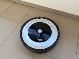 iRobot Roomba 680 Saugroboter + Ladestation & Virtual Wall