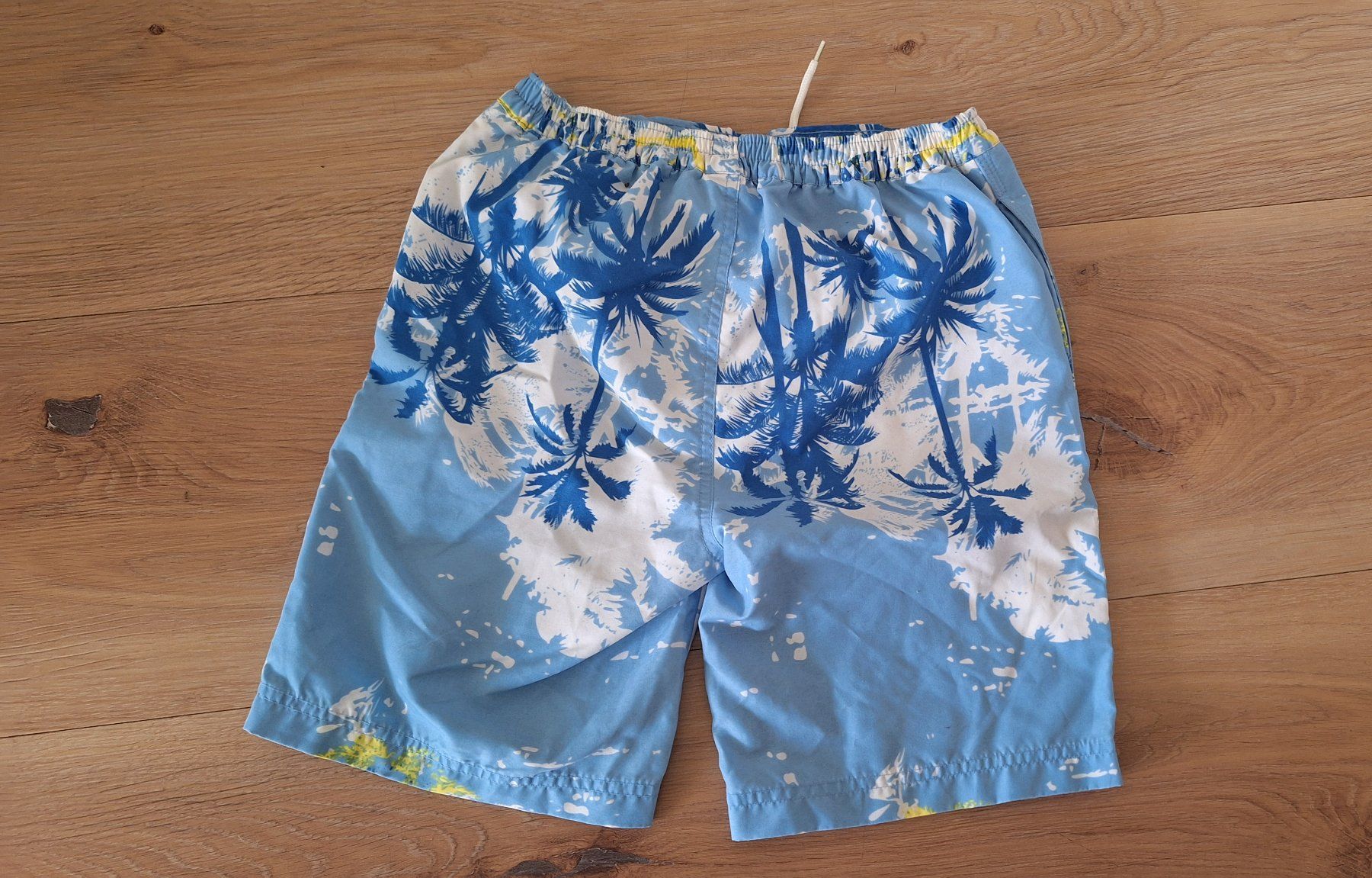 Hosen: Badeshorts TCM Gr. 134/140 – Gebraucht aus Lützelflüh-Goldb von Punktesammler 1