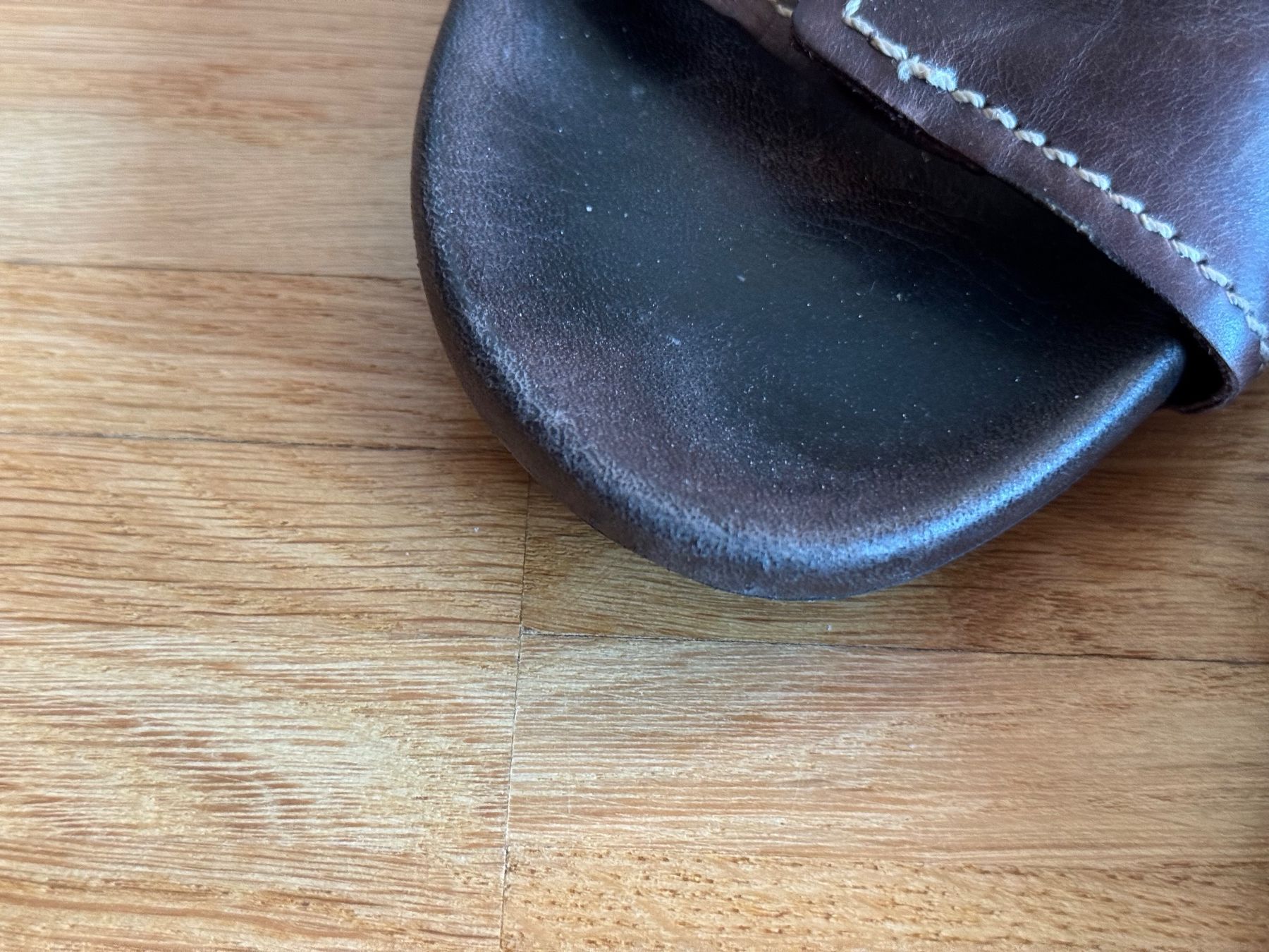 Prada Scarpe da uomo: Vintage Prada Brown Leather Slides - EU 38 – Usato da Fribourg venduto da mariedw 2