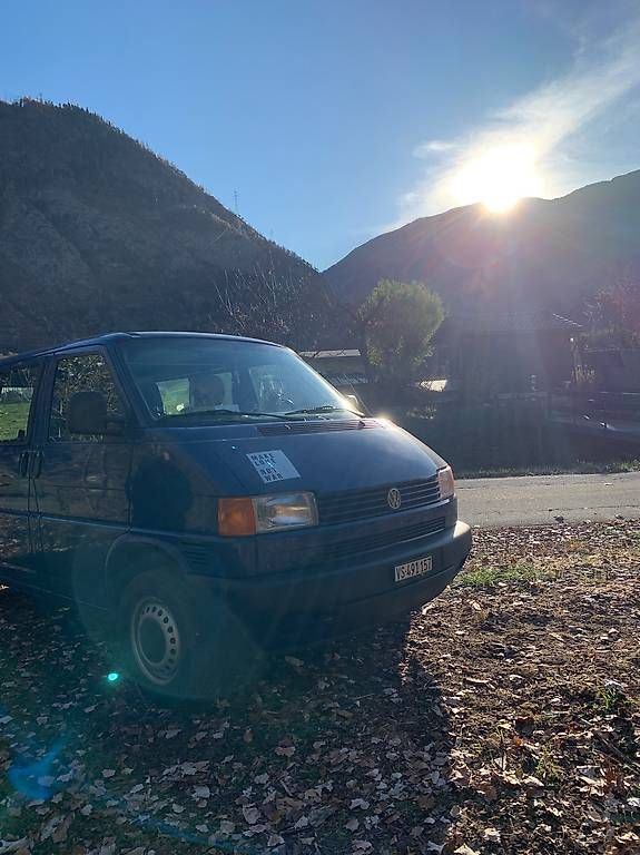 Camping Fahrzeuge: VW T4 2.5 Camper/Transporter – Gebraucht aus Dübendorf von Cosmea16