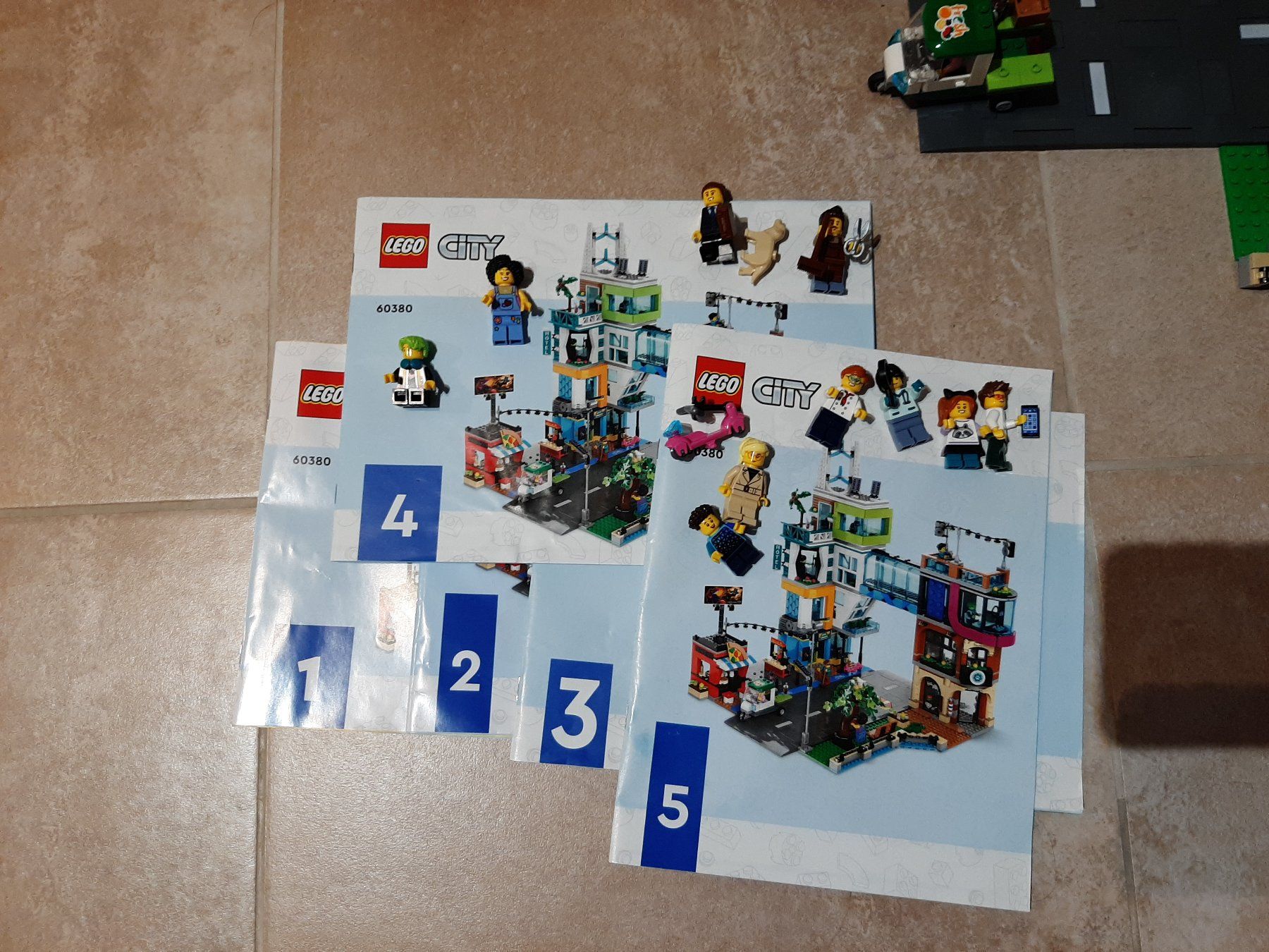 Lego Giocattoli: Lego City 60380 Stadtzentrum – Usato da Laufen venduto da Julie231004 5