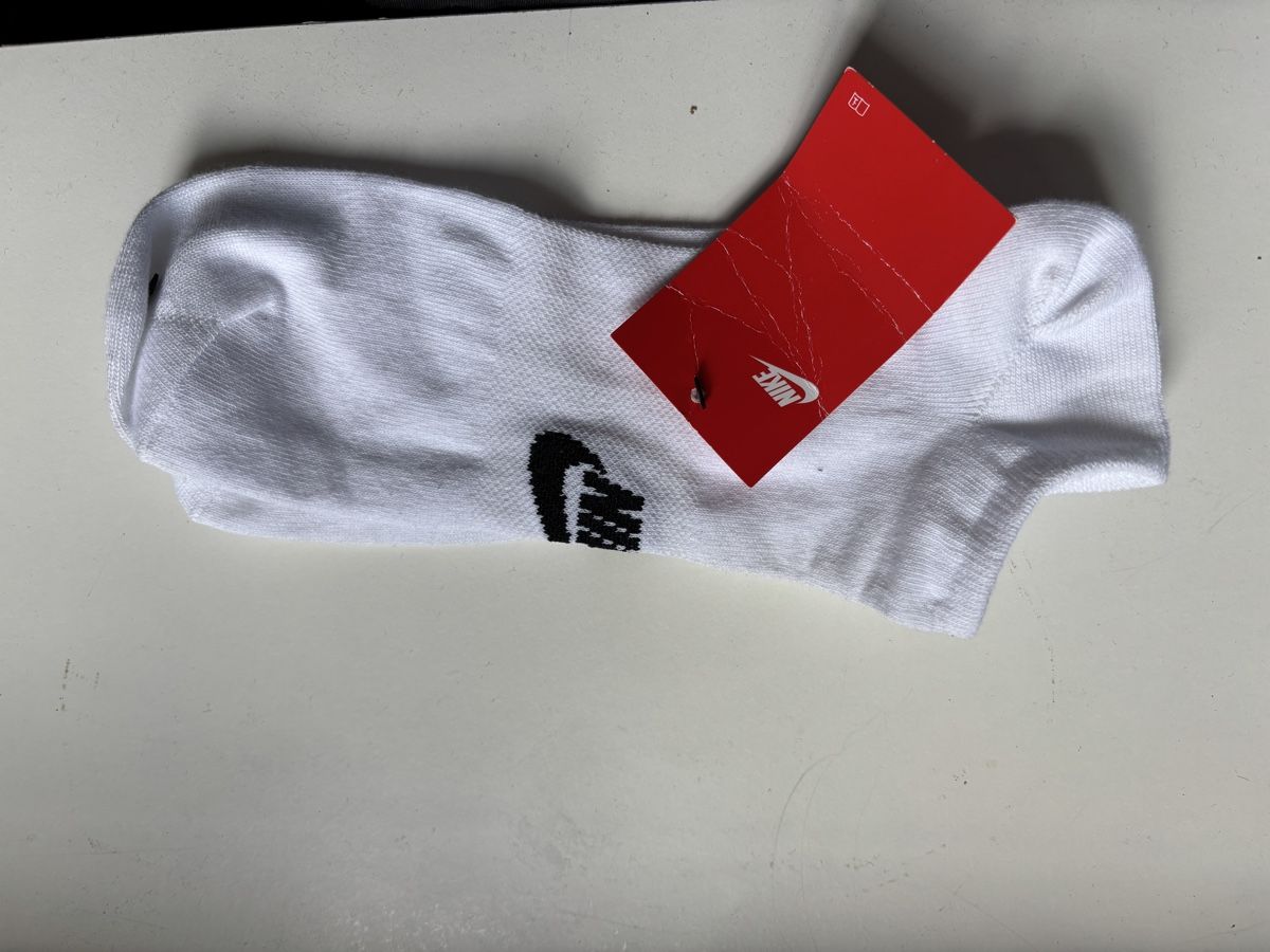Nike Calze: Chaussettes Nike blanches, taille XL, neuves – Nuovo e nell'imballaggio originale da Neuchâtel venduto da Deivid2 2