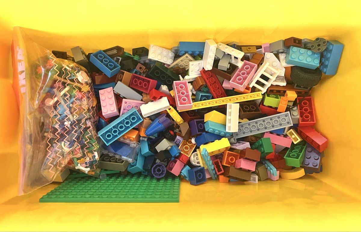 Lego Giocattoli: Lego-Box kunterbunt gefüllt – Usato da Jonschwil venduto da Theswissmiss 2