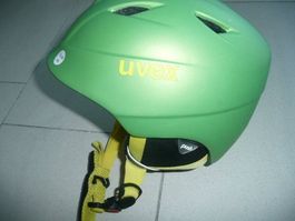 Skihelm UVEX grün