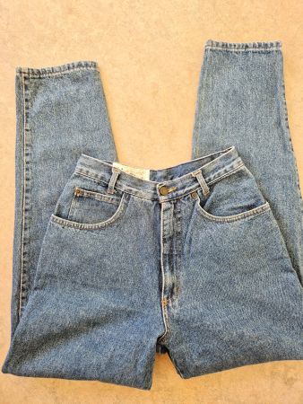 JEANS HOSE S 36 VINTAGE KAROTTENJEANS UNIKAT,  TOP ZU BLUSE