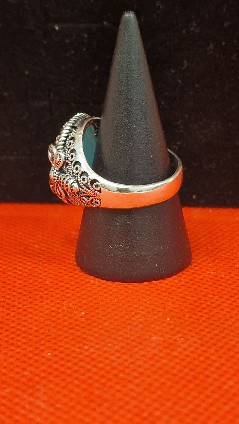 Anelli: Vintage ring mit hellblauem Stein, Grösse 17.5 mm – Usato da Herisau venduto da Antiques.AR 1