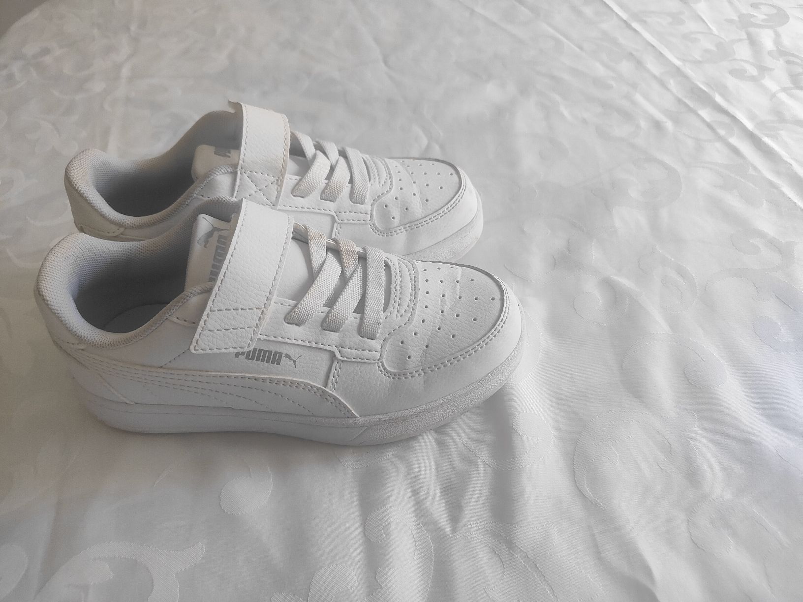 Puma Scarpe per ragazzi: Baskets enfant Puma blanches taille 32 comme neuve  – Nuovo (secondo la descrizione) da Biel/Bienne venduto da Edi5Roli3 1