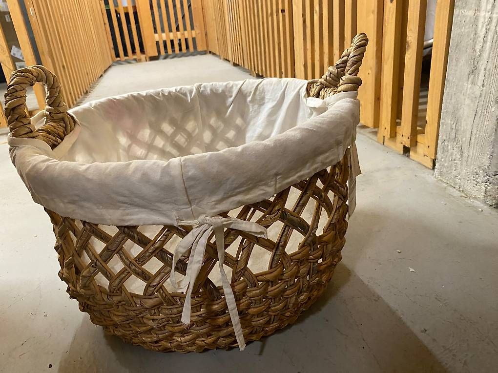 Altro per la casa: Wunderschöner Wäschekorb Zara Home NEU – Usato da Zürich venduto da Puck3 2