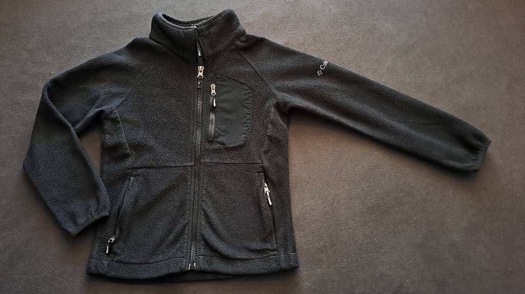 Columbia Maglioni & Felpe: Columbia Jacke Gr. 122/128 – Usato da Oberrieden venduto da Raja011