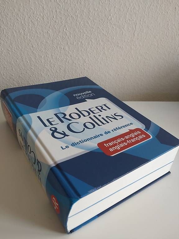 Livres: Le Robert & Collins – D'occasion à La Tour-de-Peilz par Mottainai 3