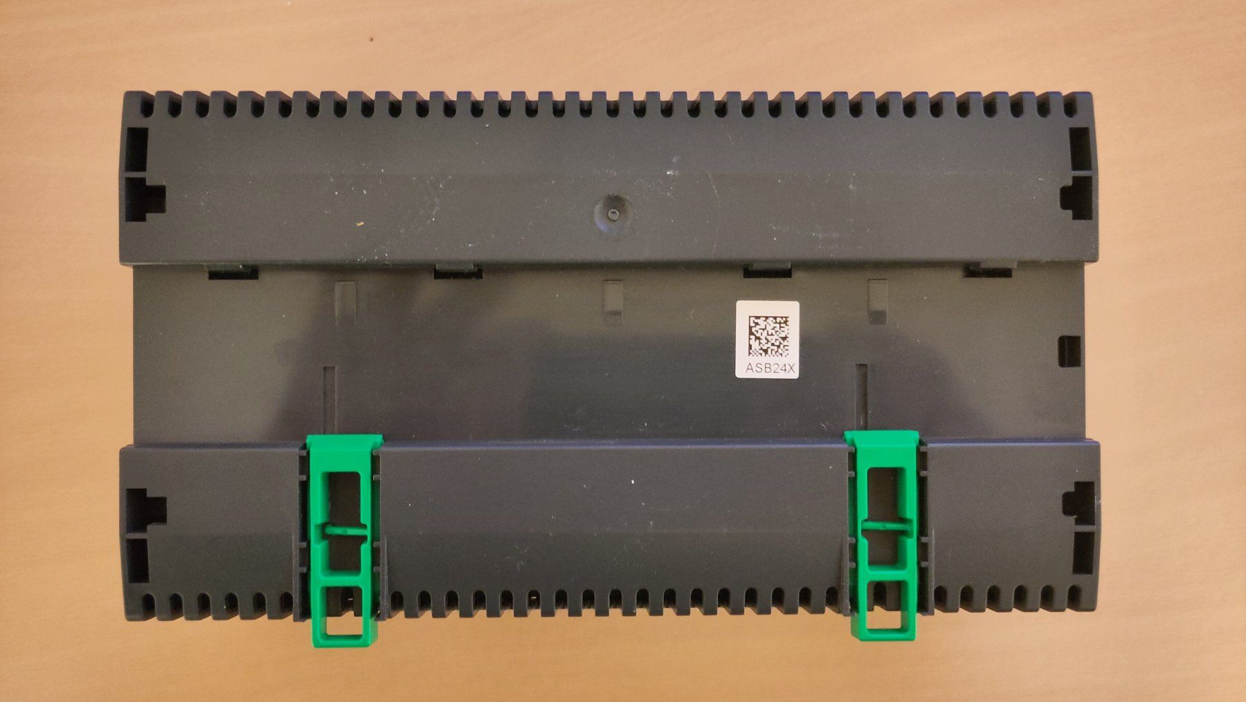 Schneider Sistema di controllo: Schneider Electric SmartX Controller / AS-B-24 – Usato da Schüpfen venduto da Mixer4 1