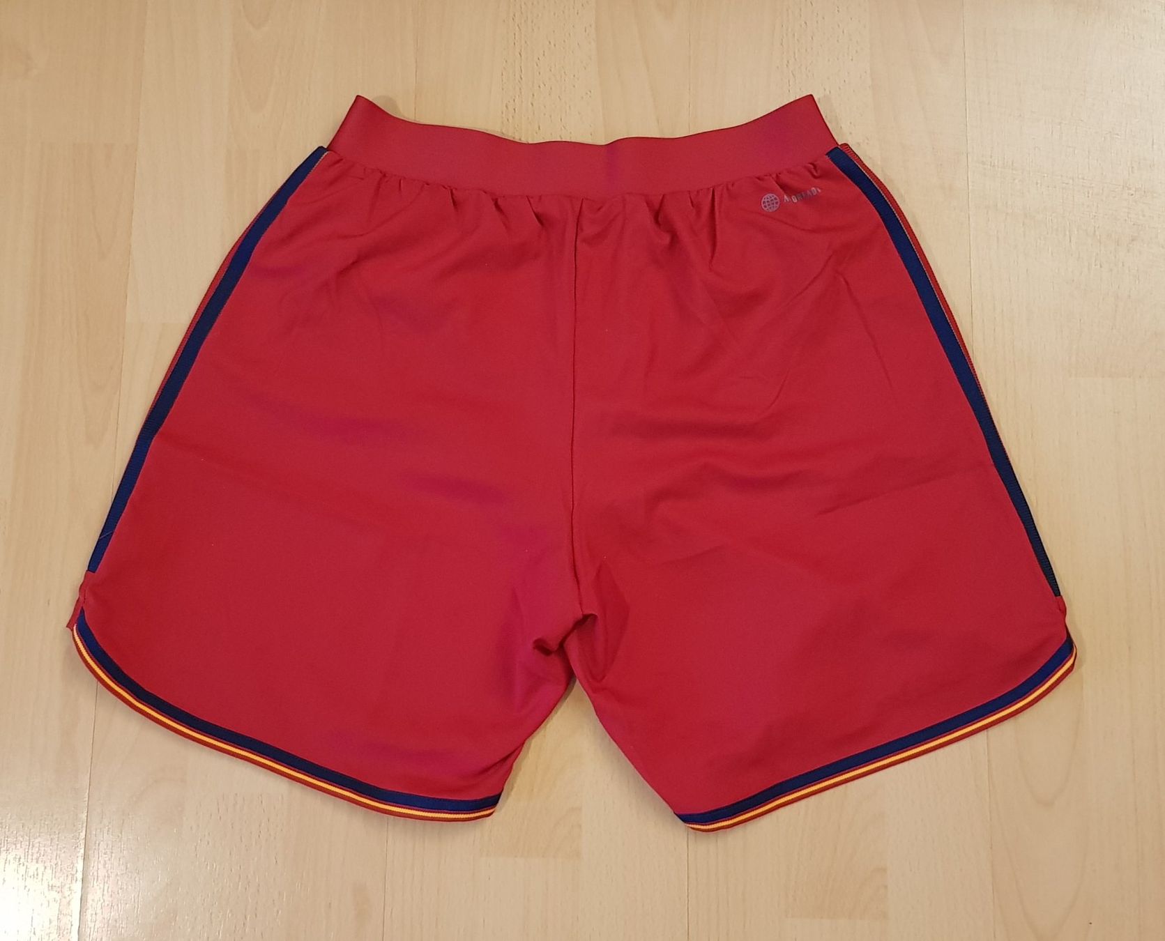 Adidas Pantaloni: Spanien Adidas Shorts, Grosse M – Usato da Le Mouret venduto da Pantini 5