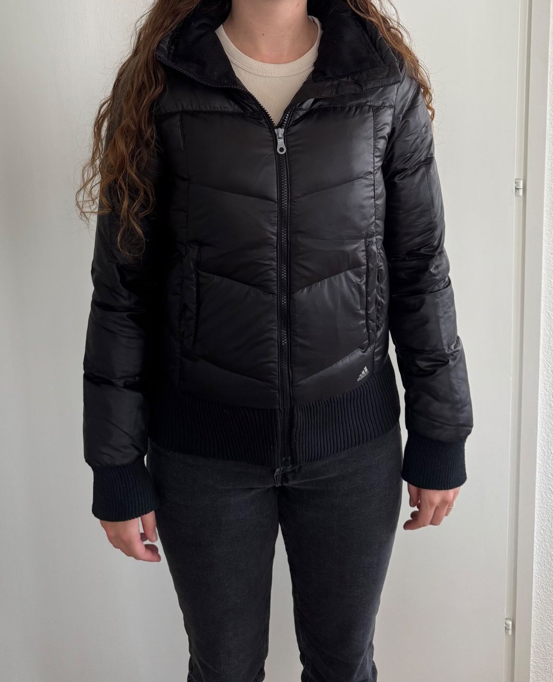 Adidas Giacche: Daunenjacke von Adidas S – Usato da Küssnacht am Rigi venduto da Belli_12 3