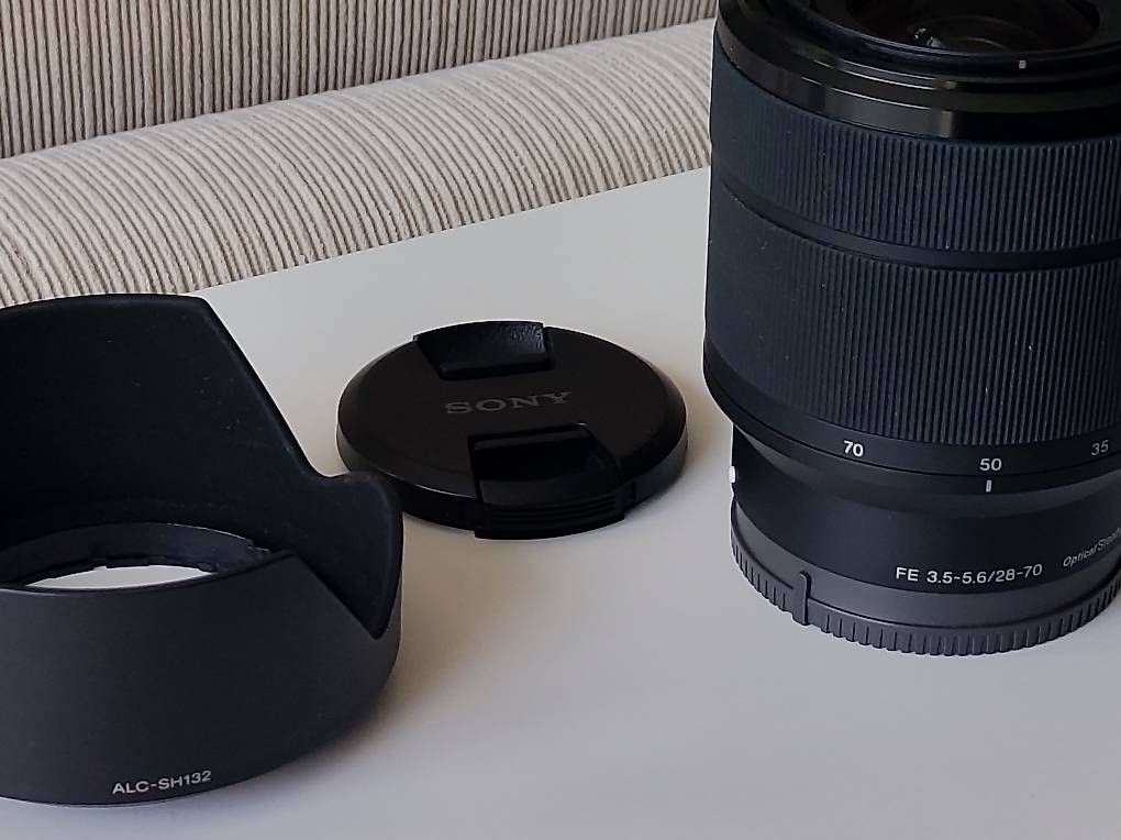 Sony Objectifs: Sony FE 28-70mm f3.5-5.6 – D'occasion à Binningen par ken_6zk5 2