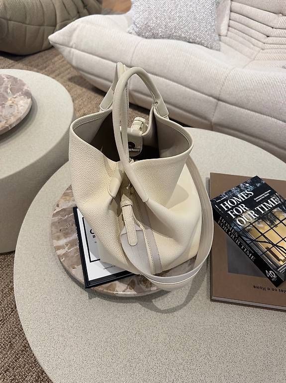 Loro Piana Borse: LORO PIANA BALE TASCHE – Nuovo (secondo la descrizione) da Schwyz venduto da bofb 3
